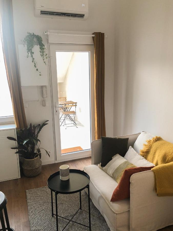 Studio climatisé - Gare - Centre ville Nîmes Extérieur photo